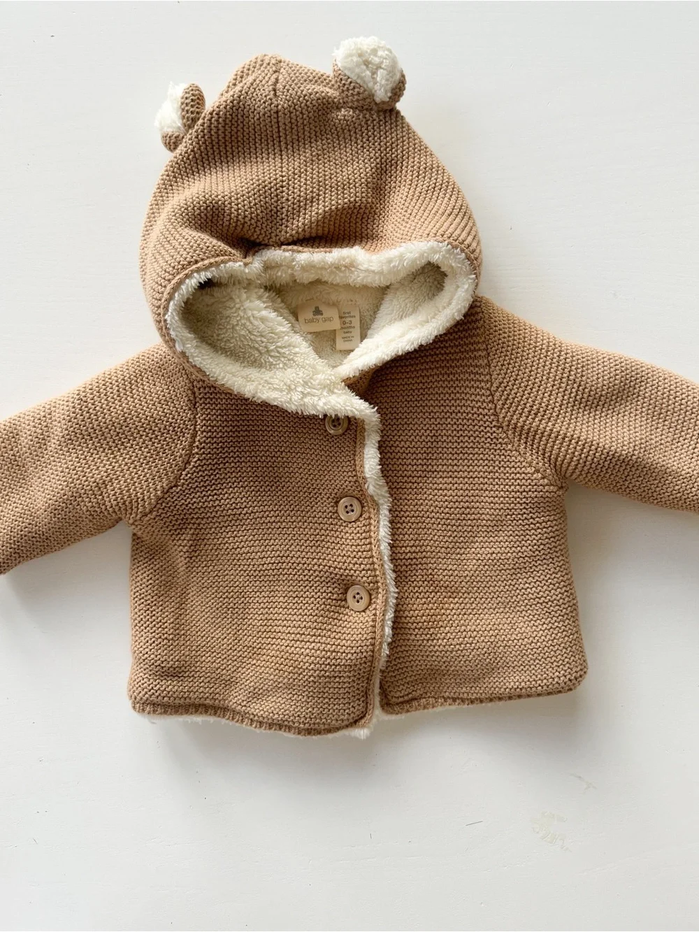 GAP soft tan